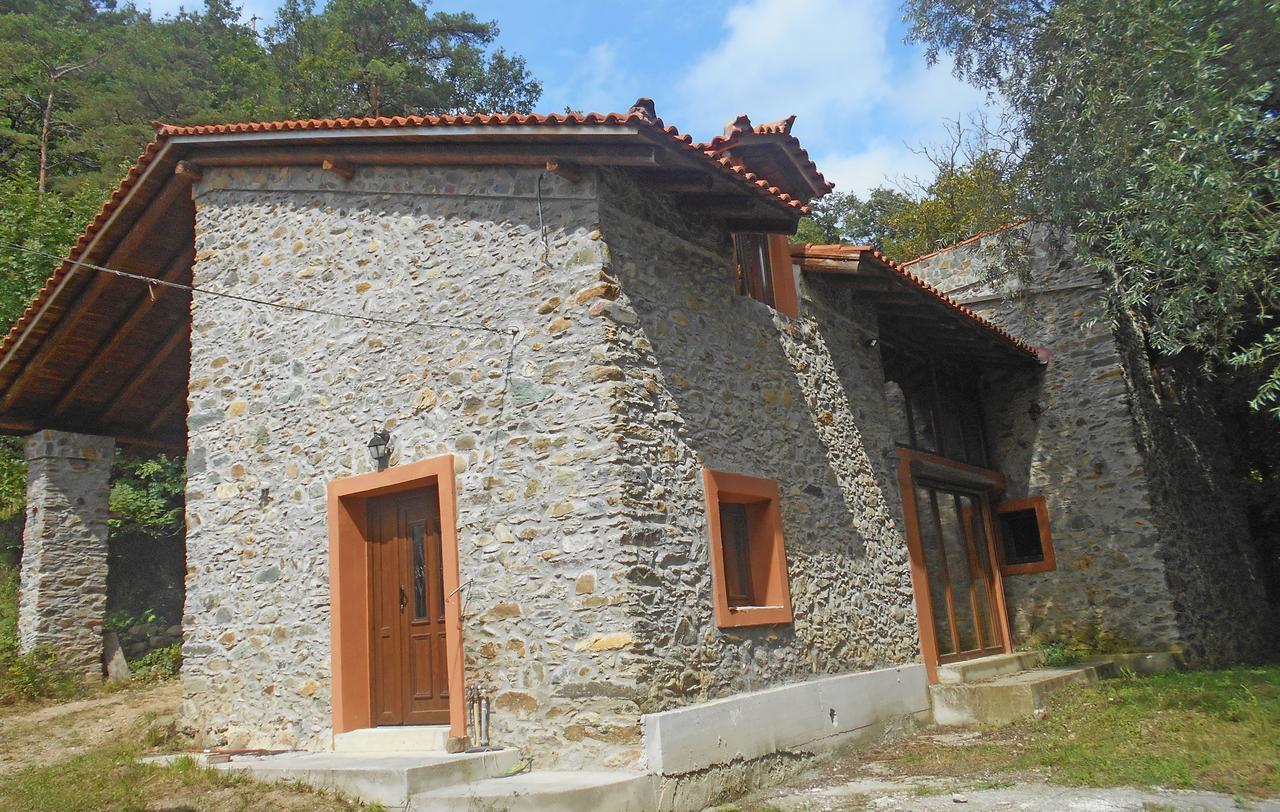 Giusvalla Forest Village Dego Номер фото